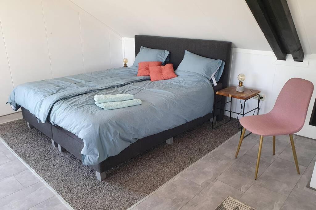 Vrijstaand / Landelijk Appartement Met Uitzicht! De Wijk エクステリア 写真