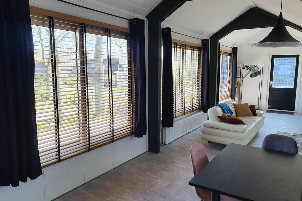 Vrijstaand / Landelijk Appartement Met Uitzicht! De Wijk エクステリア 写真