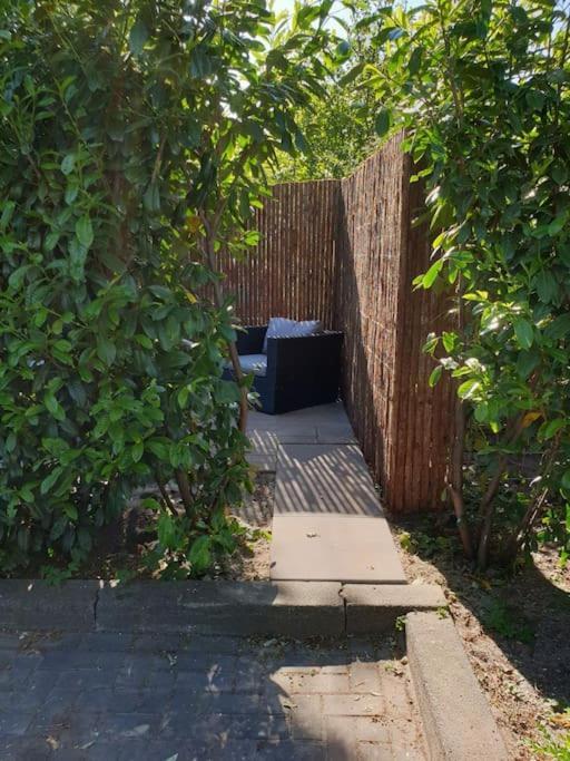 Vrijstaand / Landelijk Appartement Met Uitzicht! De Wijk エクステリア 写真